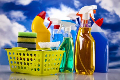 Fresh stain removal treatment on household fabric